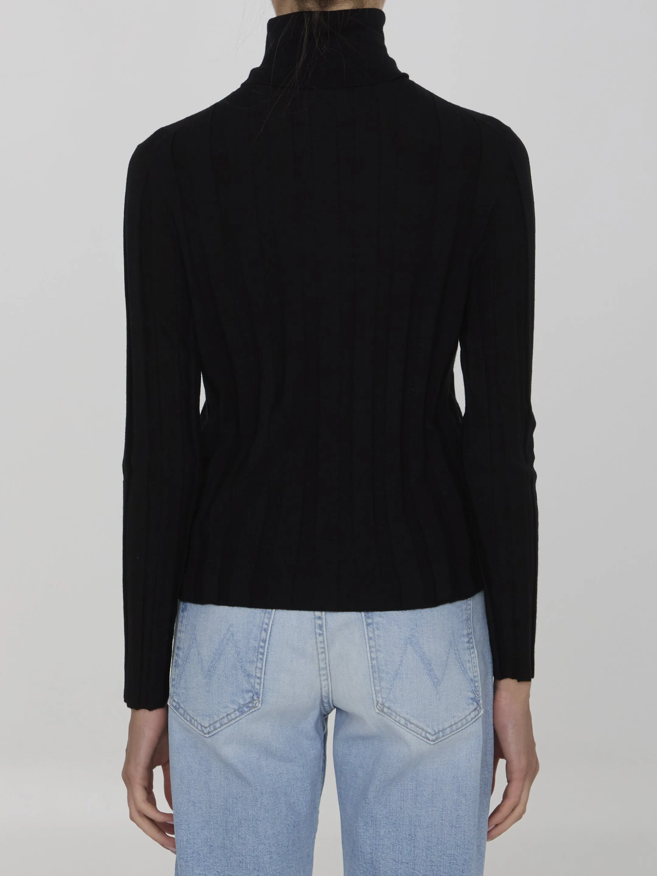 Allude Virgin Wool Jumper Sweater in Black